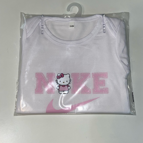 Hello Kitty Nike Onesie - Picture 4 of 6